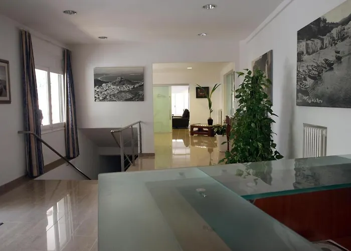 Ξενοδοχείο Sa Riera 3*